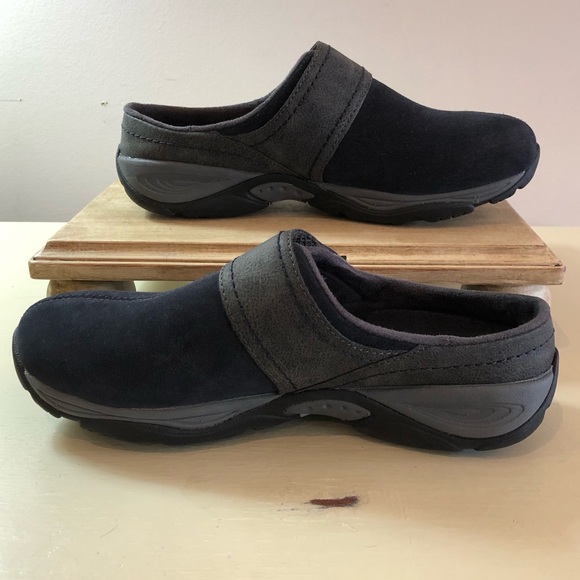 Easy Spirit Shoes - Easy Spirit Eliana Slip On Clog Shoe Navy Size 7 M
